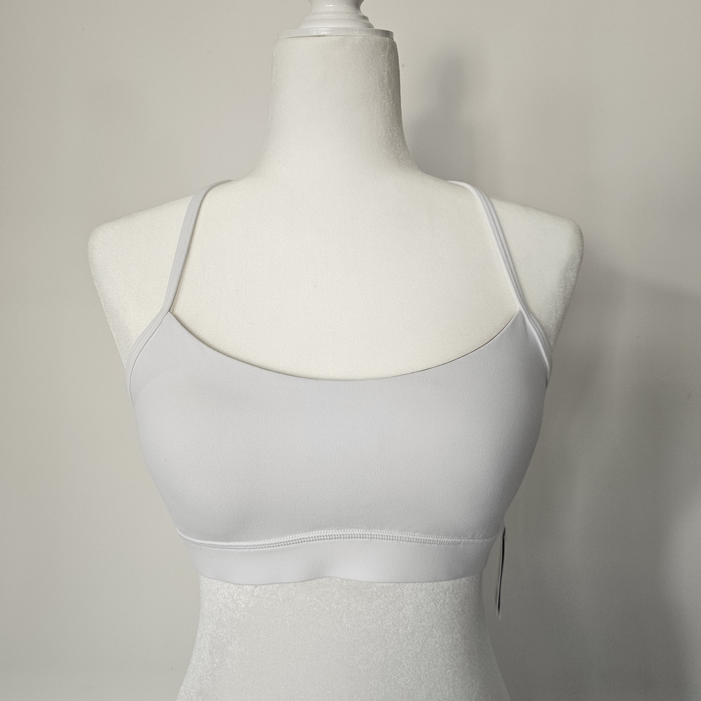 Lululemon Flow Y Bra Nulu *Light Support, A-C Cups | size 8 | white
